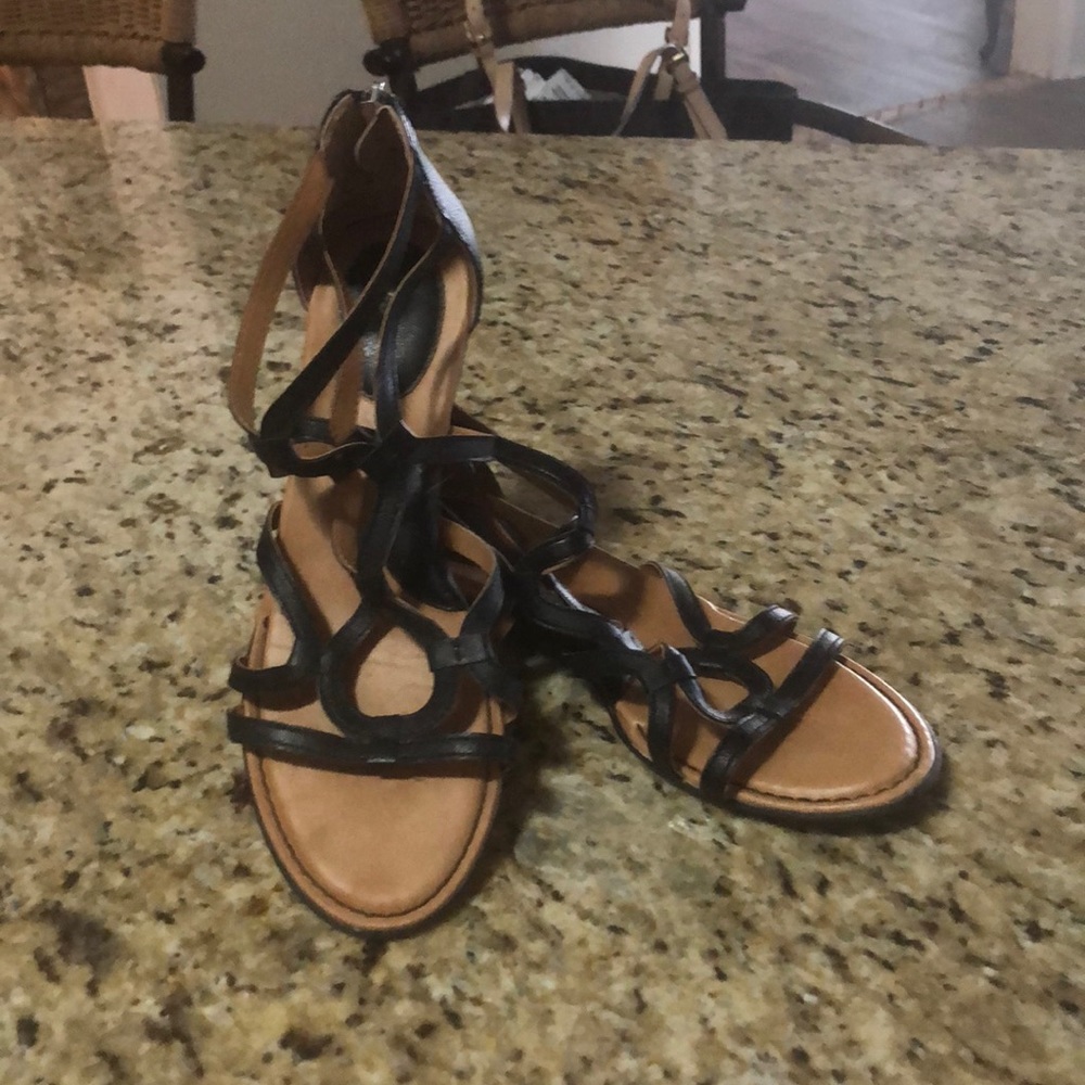 b. o. c. Size 7m sandals